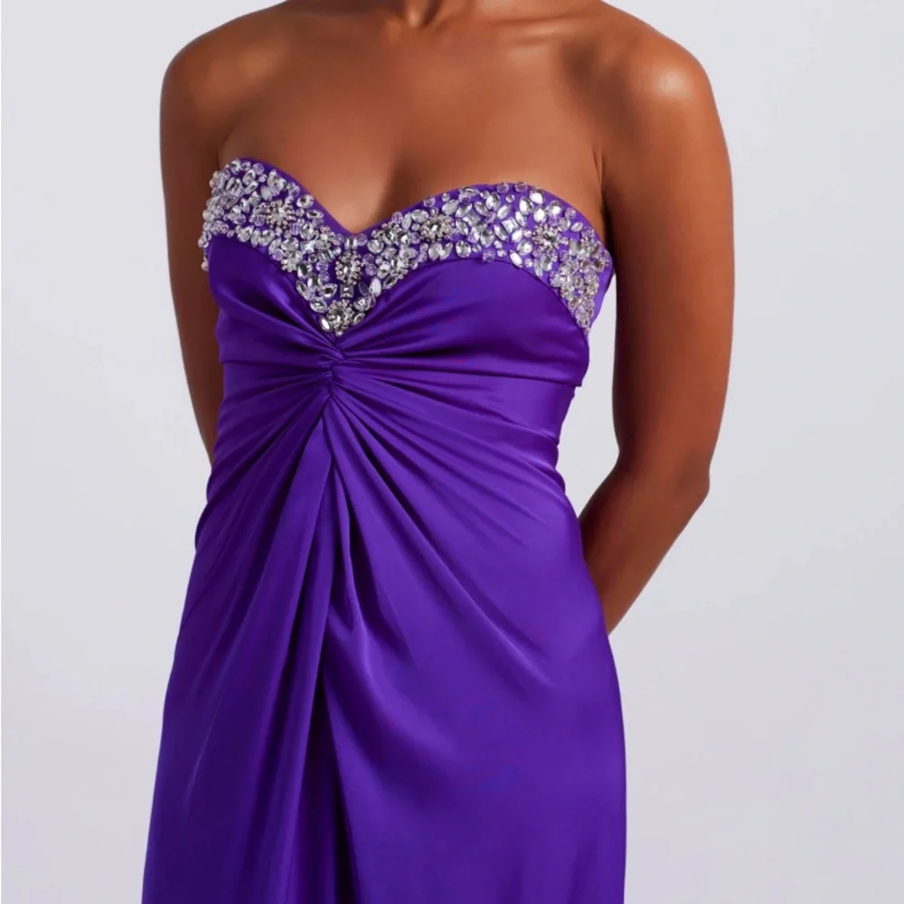 PatBO Strapless Purple Evening Gown with Beaded Sweetheart Neckline - Picture 11 of 13